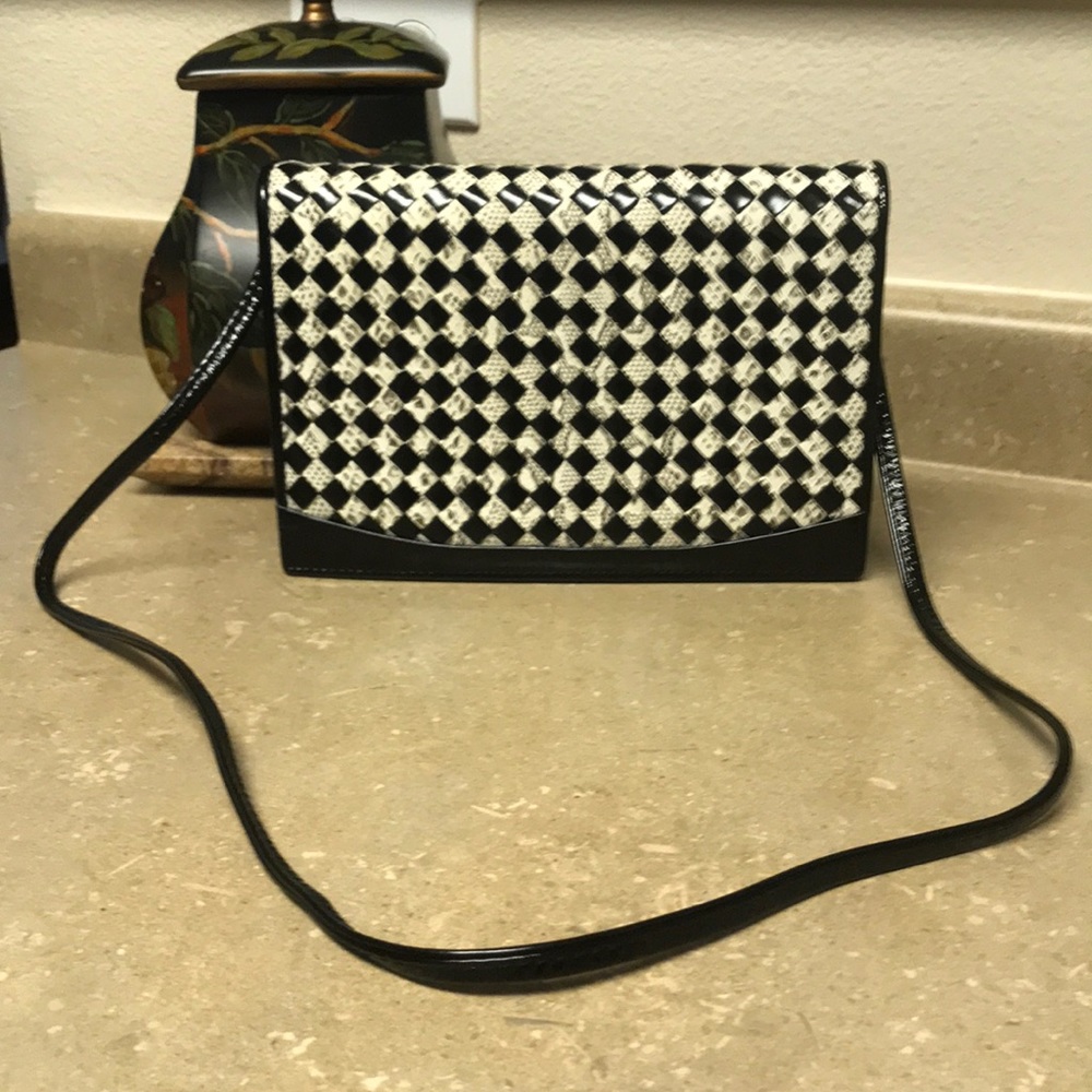 ANI HANDBAGS ( Genuine Leather)